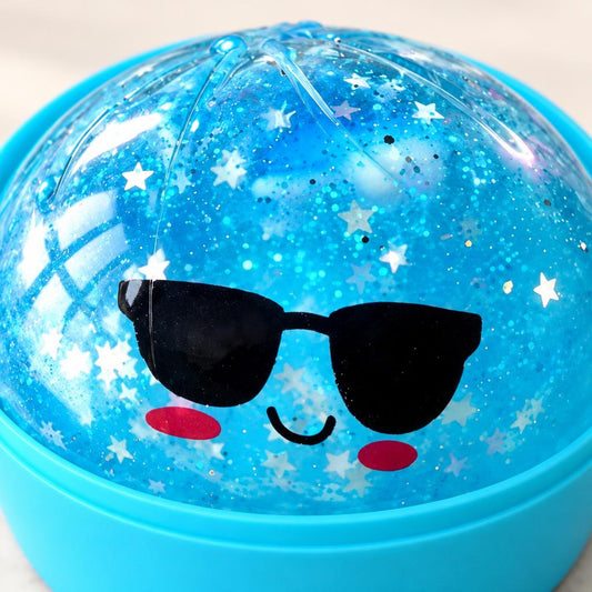 Squishy dumpling bleu à lunettes — Vue détaillée