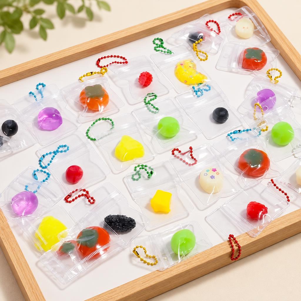 Assortiment de petits modèles aléatoires