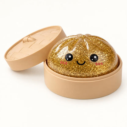 Squishy dumpling doré dans son panier — Vue entière du produit