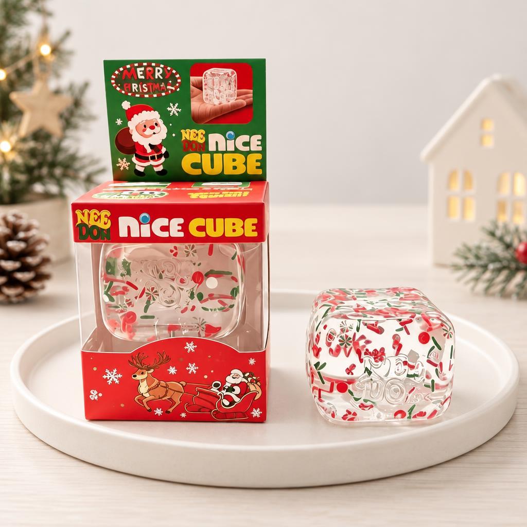 Squishy cube Noël — motifs rouges