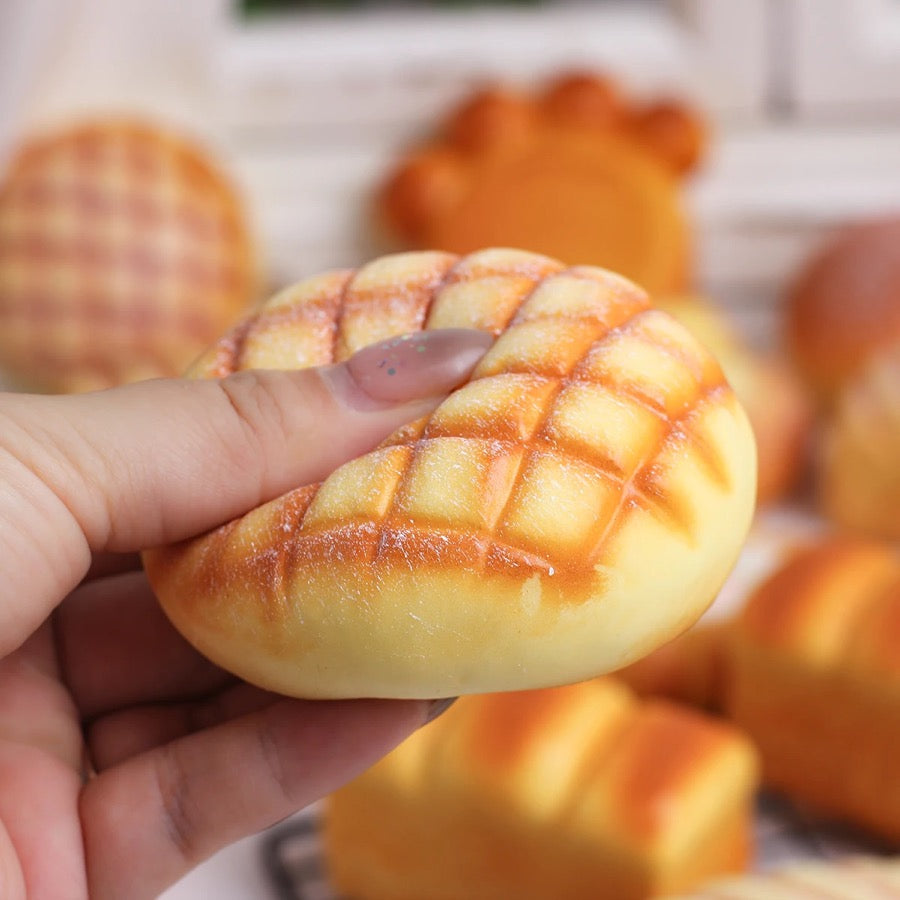 Squishy pain quadrillé rond