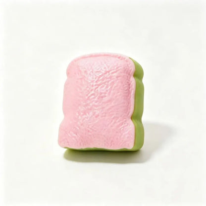 Squishy toast garni de petits éléments